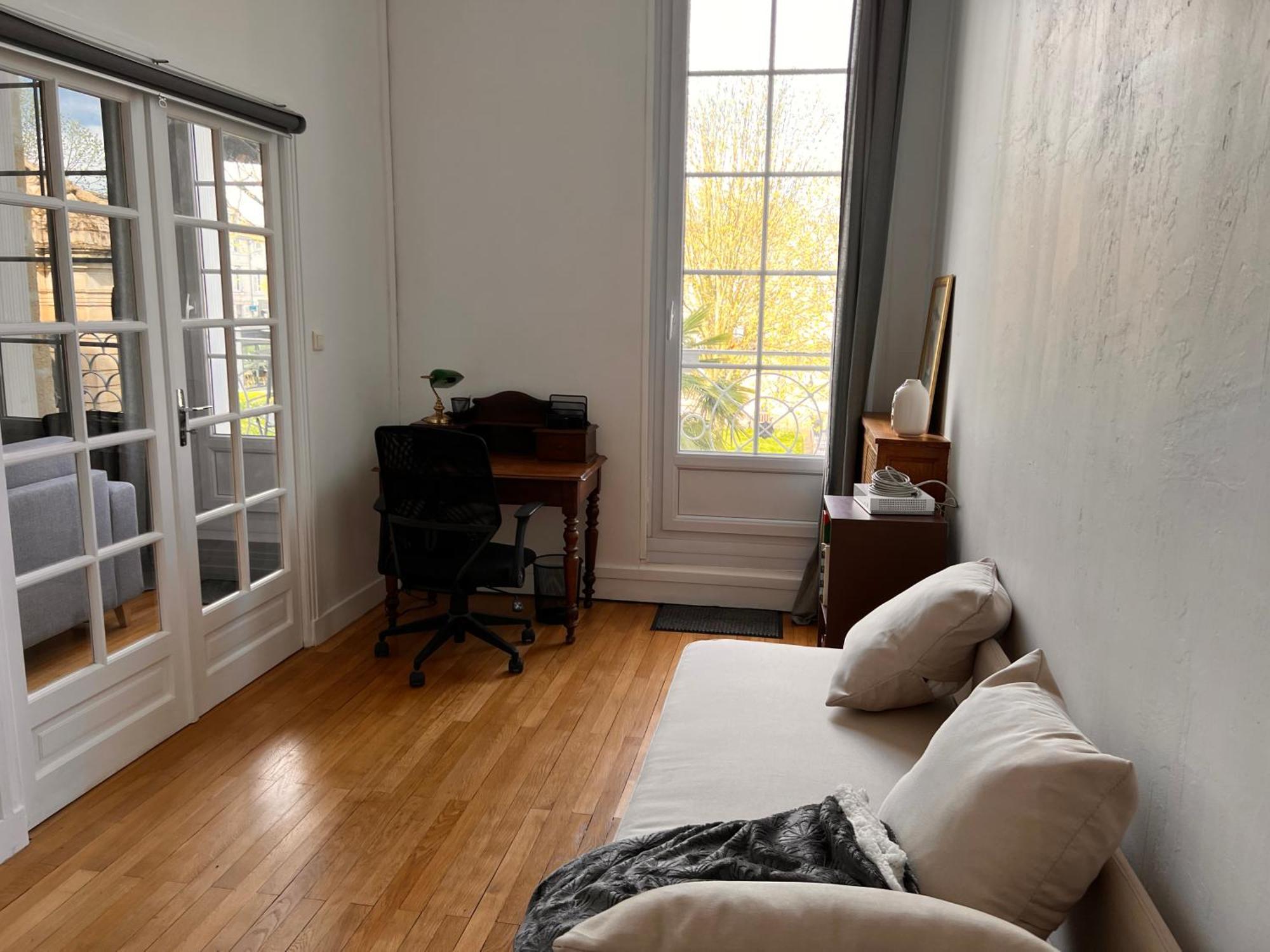 La Colbertine - Charming Apartment In Place Colbert โรชฟอร์ ภายนอก รูปภาพ